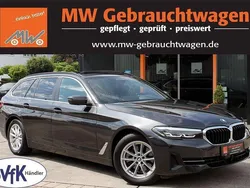 Grau Gebraucht 2023 BMW 520 Performance Kombi | 38.990 € (Etwas zu teuer)