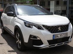 Weiß Gebraucht 2017 Peugeot 5008 GT-line Van / Kleinbus | 15.400 € (Fairer Preis)