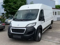 Weiß Gebraucht 2018 Peugeot Boxer Avantage Van | 16.000 € (Fairer Preis)