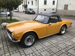 Gelb Gebraucht 1972 Triumph TR6 Cabrio | 21.500 €