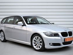 Silber Gebraucht 2011 BMW 320 Comfort Edition Kombi | 17.990 €