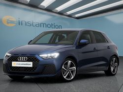 Blau Neu 2025 Audi A1 Sportback Kleinwagen | 29.649 € (Etwas zu teuer)