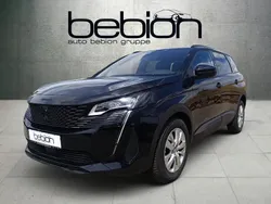 Metfa schwarz perla Gebraucht 2023 Peugeot 5008 GT Van / Kleinbus | 32.880 € (Teuer)