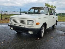 Weiß Gebraucht 1996 Wartburg 353 Limousine | 2.800 €