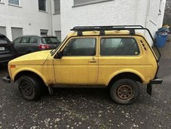 Beige Gebraucht 2017 Lada niva SUV | 4.850 € (Superpreis)