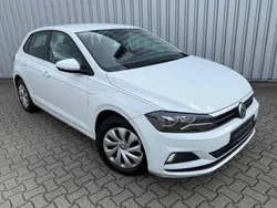 Weiß Gebraucht 2018 VW Polo Trendline Limousine | 7.990 € (Fairer Preis)
