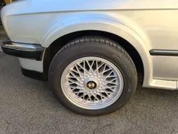 Silber Gebraucht 1985 BMW 325 Coupé | 30.000 €