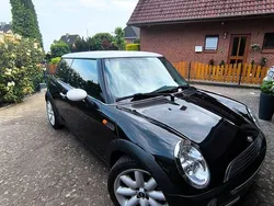 Schwarz Gebraucht 2004 Mini Cooper Kleinwagen | 2.950 € (Fairer Preis)