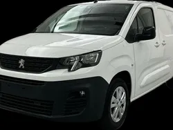 Weiß Gebraucht 2021 Peugeot Partner Van / Kleinbus | 17.490 € (Fairer Preis)