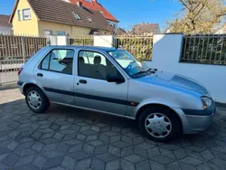 Silber Gebraucht 2000 Ford Fiesta Kleinwagen | 1.200 € (Fairer Preis)