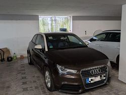 Braun Gebraucht 2011 Audi A1 Attraction Kleinwagen | 5.600 € (Fairer Preis)