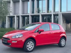 Rot Gebraucht 2016 Fiat Punto Lounge Kleinwagen | 5.999 € (Fairer Preis)