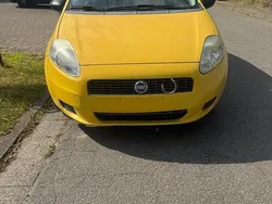 Gelb Gebraucht 2007 Fiat Punto Kleinwagen | 980 €
