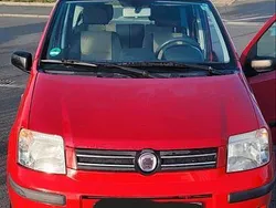 Rot Gebraucht 2009 Fiat Panda Kleinwagen | 1.650 €