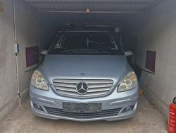 Silber Gebraucht 2006 Mercedes B200 Van / Kleinbus | 3.000 € (Fairer Preis)