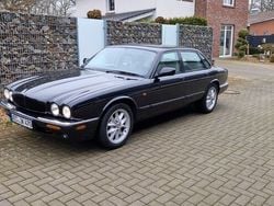 Schwarz Gebraucht 1998 Jaguar XJ8 Limousine | 6.950 € (Guter Preis)