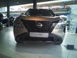 Beige Neu 2025 Nissan X-Trail SUV | 42.990 €