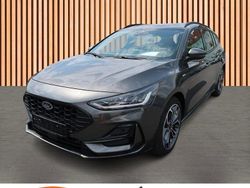 Grau Gebraucht 2022 Ford Focus ST-Line Kombi | 18.980 € (Fairer Preis)