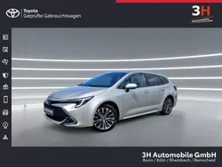 Silber Gebraucht 2024 Toyota Corolla Team Limousine | 28.490 € (Etwas zu teuer)