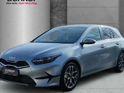 Silber Neu 2025 Kia Ceed Limousine | 27.678 € (Fairer Preis)