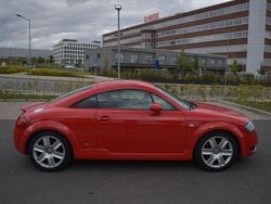 Rot Gebraucht 2002 Audi TT S-Line Coupé | 18.499 €