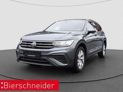 Grau Gebraucht 2024 VW Tiguan Allspace Life SUV | 32.990 € (Superpreis)