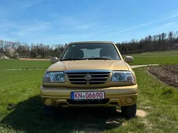 Gelb Gebraucht 2001 Suzuki Grand Vitara SUV | 2.700 €