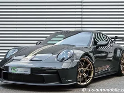 Grau Gebraucht 2023 Porsche 992 | 194.500 € (Superpreis)