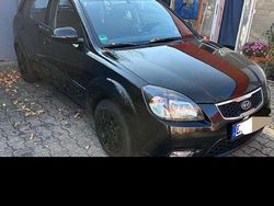 Gebraucht 2009 Kia Rio EX Limousine | 2.750 € (Teuer)