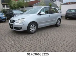 Silber Gebraucht 2009 VW Polo Comfortline Limousine | 3.799 € (Fairer Preis)