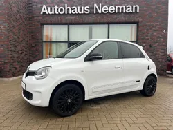 Weiß Gebraucht 2022 Renault Twingo Urban Night Kleinwagen | 11.800 € (Guter Preis)