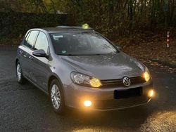 Grau Gebraucht 2012 VW Golf VI Kleinwagen | 5.800 €