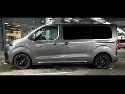 Grau Gebraucht 2016 Citroën Spacetourer Van | 19.000 €