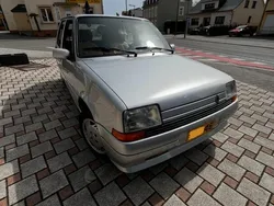 Renault R5