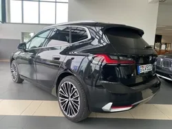 Schwarz Gebraucht 2022 BMW 223 Active Tourer Luxury Line Van / Kleinbus | 46.900 €