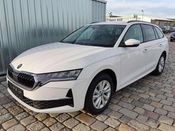 Weiss Neu 2025 Skoda Octavia Selection Kombi | 33.690 € (Guter Preis)