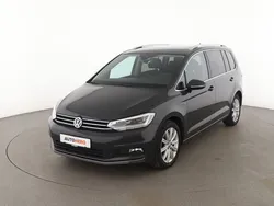 Grau Gebraucht 2018 VW Touran Highline Van / Kleinbus | 21.300 € (Fairer Preis)