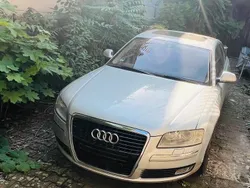 Silber Gebraucht 2008 Audi A8L Limousine | 6.900 €