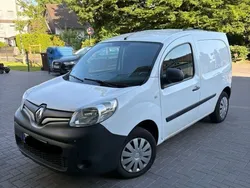 Weiß Gebraucht 2017 Renault Kangoo Van / Kleinbus | 7.500 €