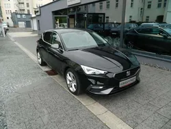 Midnight schwarz Gebraucht 2021 Seat Leon FR Limousine | 20.990 € (Fairer Preis)