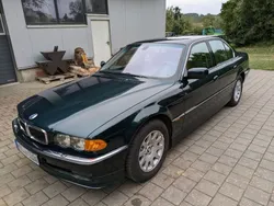 Grün Gebraucht 1998 BMW 750 Limousine | 15.980 € (Superpreis)