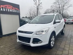 Weiß Gebraucht 2013 Ford Kuga Titanium SUV | 9.499 € (Superpreis)