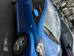 Blau Gebraucht 2010 Toyota Aygo Kleinwagen | 3.500 € (Fairer Preis)