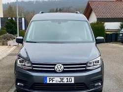 Grau Gebraucht 2018 VW Caddy Comfortline Van / Kleinbus | 16.000 € (Superpreis)