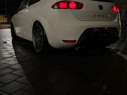 Weiß Gebraucht 2010 Seat Leon FR Kleinwagen | 5.800 € (Fairer Preis)