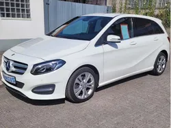 Calcitweiss/zirrusweiss Gebraucht 2015 Mercedes B180 Van / Kleinbus | 14.500 € (Fairer Preis)