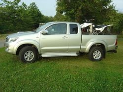 Silber Gebraucht 2012 Toyota HiLux Life Abholung | 14.950 € (Fairer Preis)