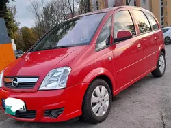 Rot Gebraucht 2007 Opel Meriva Van / Kleinbus | 3.999 €