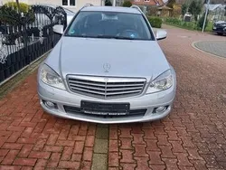 Grau Gebraucht 2007 Mercedes C220 Kombi | 8.500 €