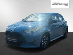 Urban blue Gebraucht 2020 Toyota Yaris Hybrid Club Kleinwagen | 16.750 € (Guter Preis)